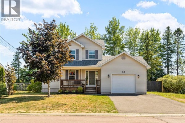 35 Du Ruisseau Street, Dieppe