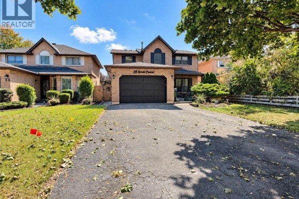 5pc Bathroom - 35 Gerald Crescent, Hamilton, ON L8J2J7 Photo 3