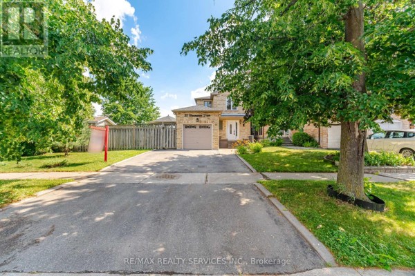 35 Glenmanor Drive, Brampton, ON, photo 3
