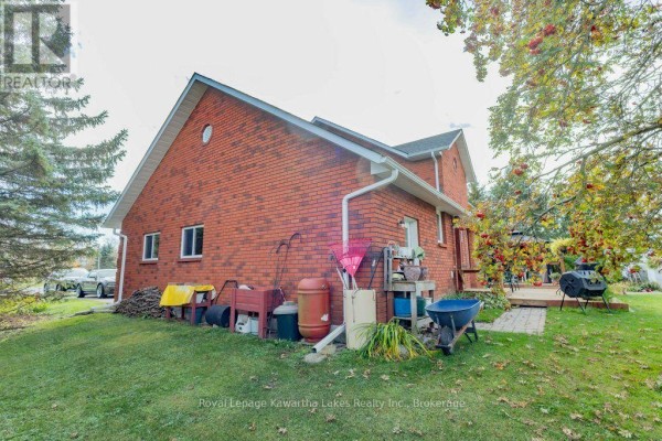 Family room - 35 Grant Drive, Kawartha Lakes, ON K0M2M0 Photo 5