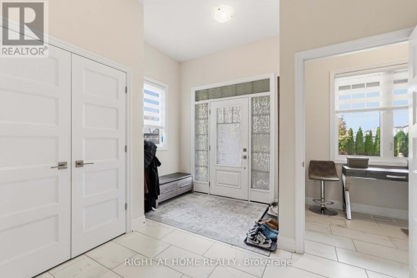 Kitchen - 35 Hawks Landing Crescent, Ottawa, ON K2S1W1 Photo 4