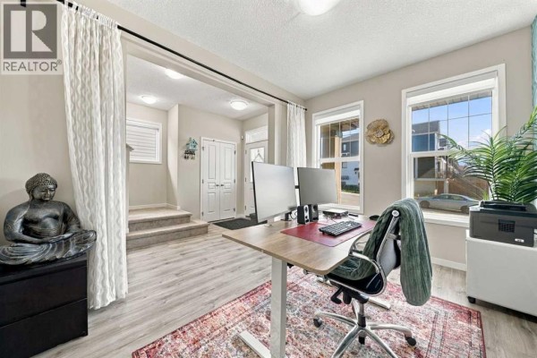 Dining room - 35 Heritage Rise, Cochrane, AB T4C2R5 Photo 4