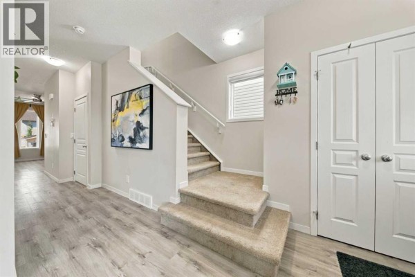 2pc Bathroom - 35 Heritage Rise, Cochrane, AB T4C2R5 Photo 5