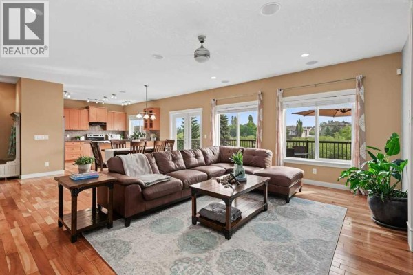 35 Hillcrest Boulevard, Strathmore, AB, photo 3