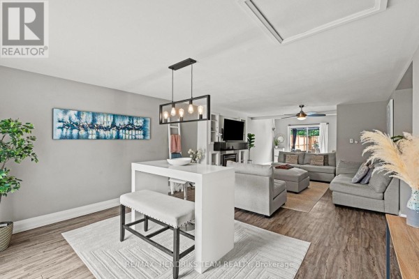 Primary Bedroom - 35 Kinsey Street, St  Catharines, ON L2S1C9 Photo 5