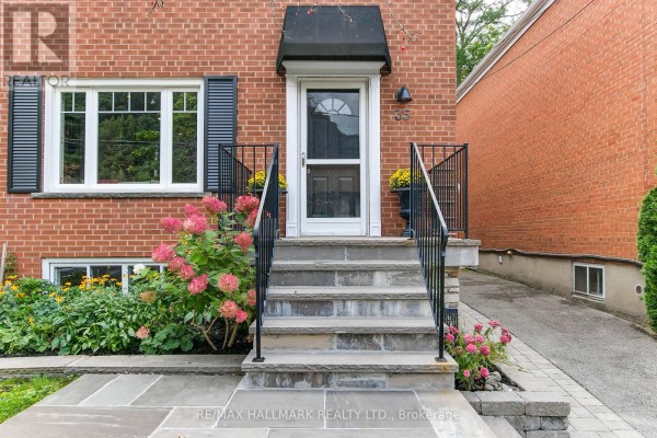 Kitchen - 35 Love Crescent, Toronto, ON M4E1V6 Photo 3