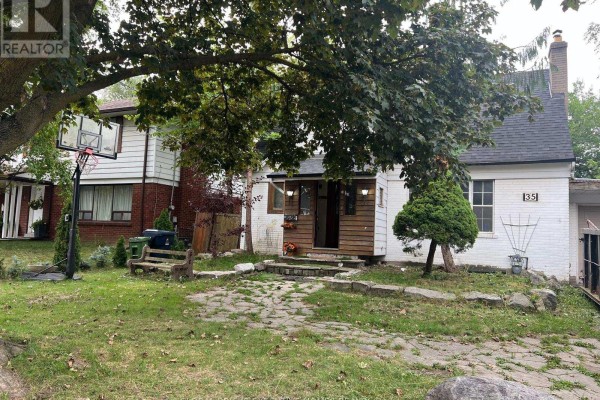 35 Luverne Avenue, Toronto, ON, photo 2