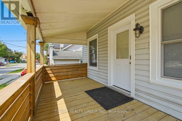 35 Malakoff Street, St  Thomas, ON N5P1L8 Photo 3