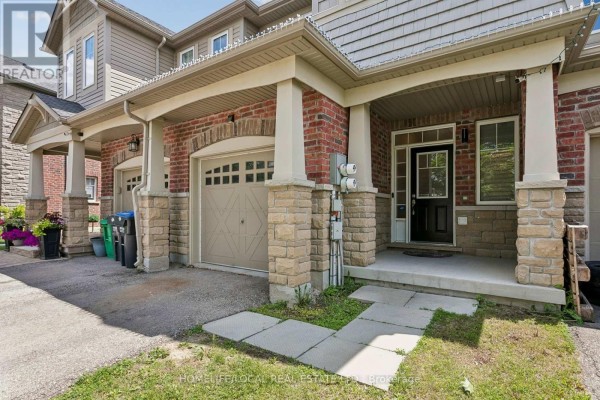Kitchen - 35 Maple Cider Street, Caledon, ON L7C4B4 Photo 3