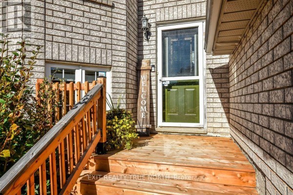 35 Marlow Circle, Springwater, ON, photo 3
