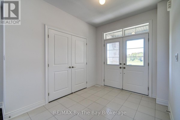 35 Misty Ridge Road, Wasaga Beach, ON, photo 2