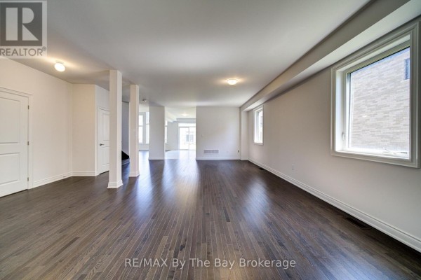 35 Misty Ridge Road, Wasaga Beach, ON L9Z0R8 Photo 4