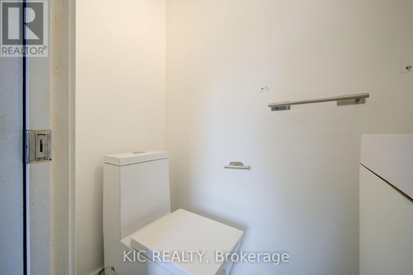 Laundry room - 35 Montcalm Avenue Nw, Toronto, ON M6E4N5 Photo 2