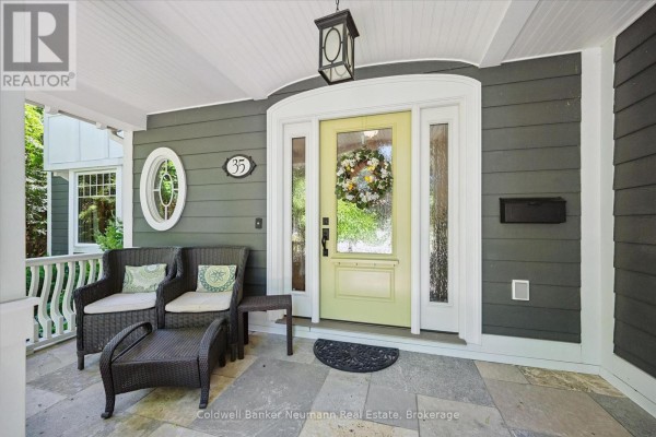 35 Monticello Crescent, Guelph Residential Sold $1,899,900