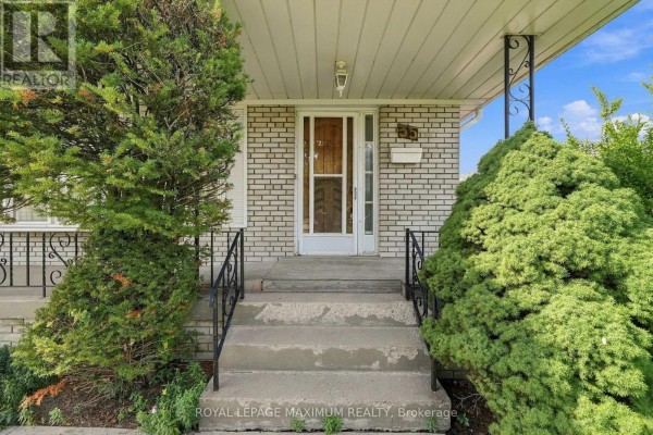 Laundry room - 35 Norfield Crescent, Toronto, ON M9W1X5 Photo 4