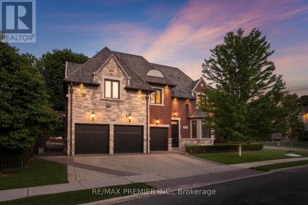 35 Normandale Crescent, Toronto, ON, photo 2