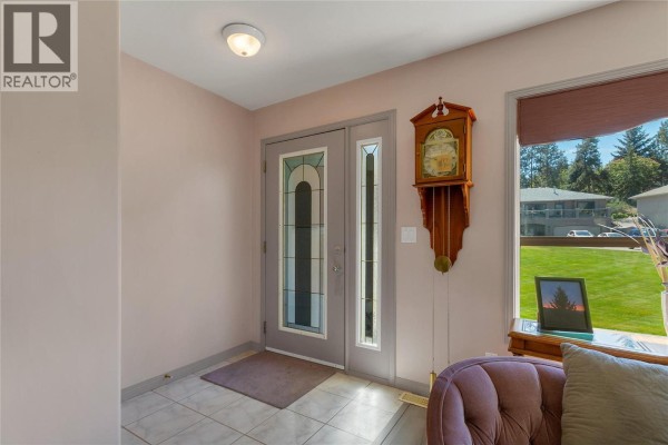 Bedroom - 35 Peregrine Way, Vernon, BC V1H1E4 Photo 5