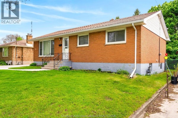 35 Peter Street, Chatham, ON, photo 2