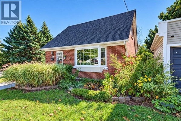 Recreation room - 35 Pleasant Avenue, Kitchener, ON N2M4A3 Photo 3