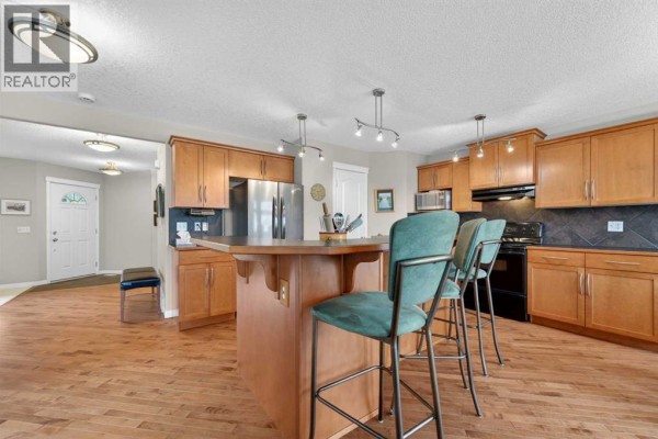 Laundry room - 35 Rockyledge Rise Nw, Calgary, AB T3G5N1 Photo 4