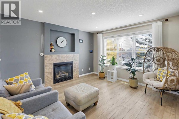 Foyer - 35 Sage Hill Manor Nw, Calgary, AB T3R0H1 Photo 3