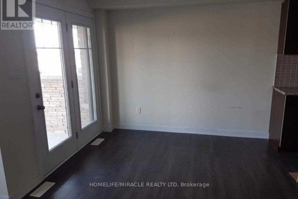 Bedroom 2 - 35 Sherway Street, Hamilton, ON L8J0J4 Photo 5