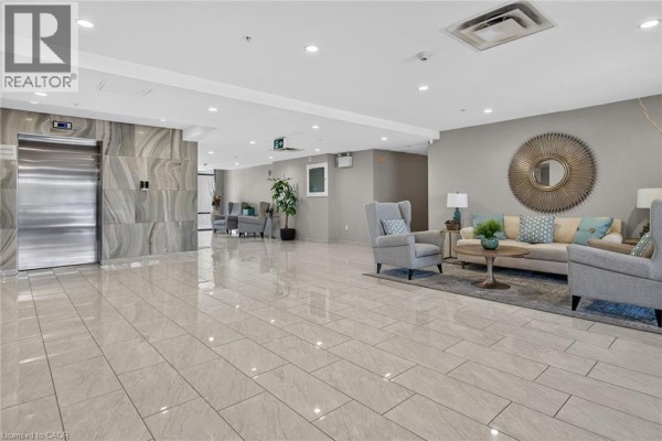 35 Southshore Crescent Unit# 122, Hamilton, ON, photo 3