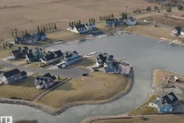 35 Sunset Harbour, Rural Wetaskiwin County, AB, photo 3