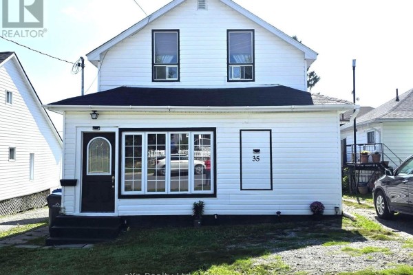 Bedroom 3 - 35 Taylor Avenue, Kirkland Lake, ON P2N2L2 Photo 5