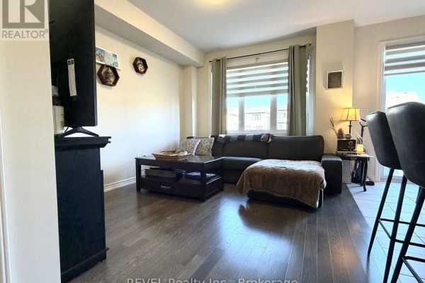35 Vanilla Trail, Thorold, ON L2V0K6 Photo 4