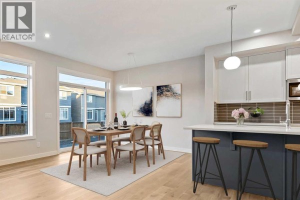 Kitchen - 35 Waterford Mews, Chestermere, AB T1X3B4 Photo 3
