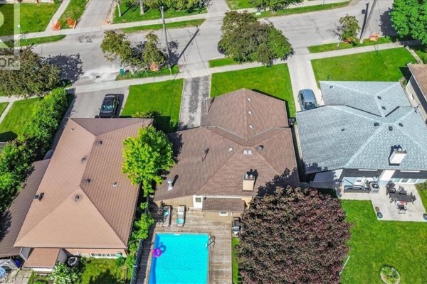 35 Weichel Street, Kitchener, ON, photo 2