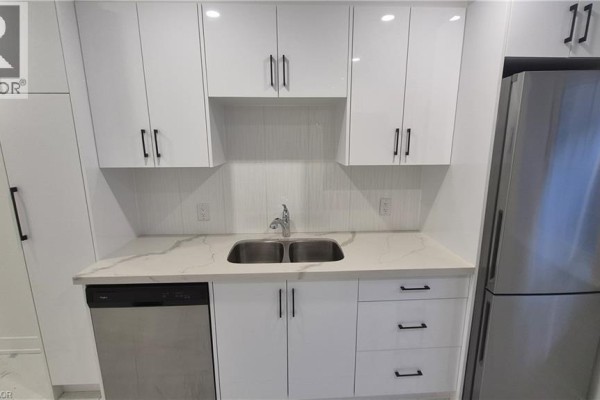 Kitchen - 35 Wellington Street Unit# 1u, Brantford, ON N3P1S8 Photo 4