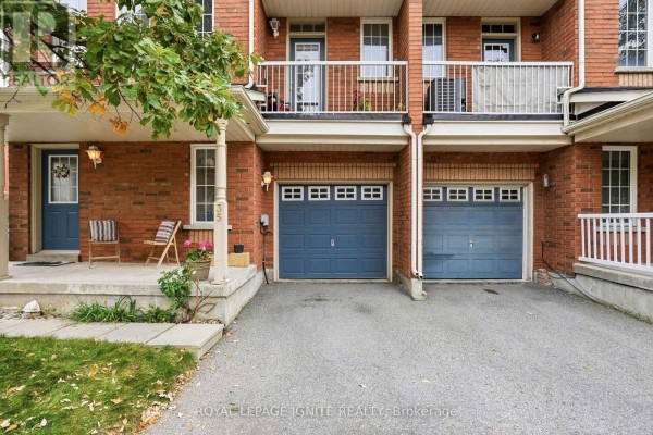 Kitchen - 35 Wilkie Lane, Ajax, ON L1S7S5 Photo 4