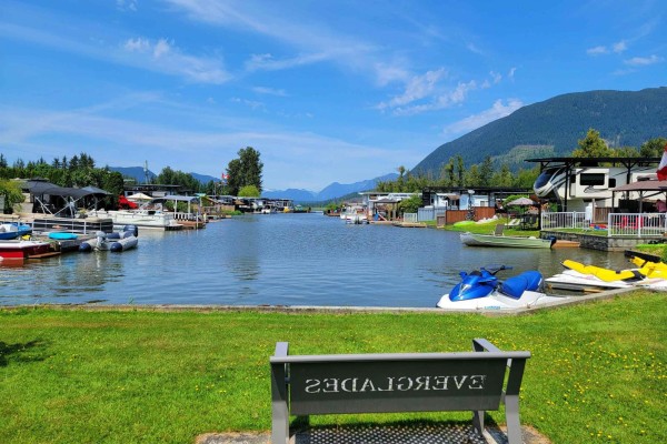 350 8400 Shook Road, Mission, BC V2V7L5 Photo 4