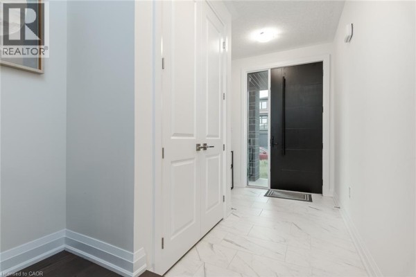 Family room - 350 Canada Plum Street, Waterloo, ON N2V0H9 Photo 5