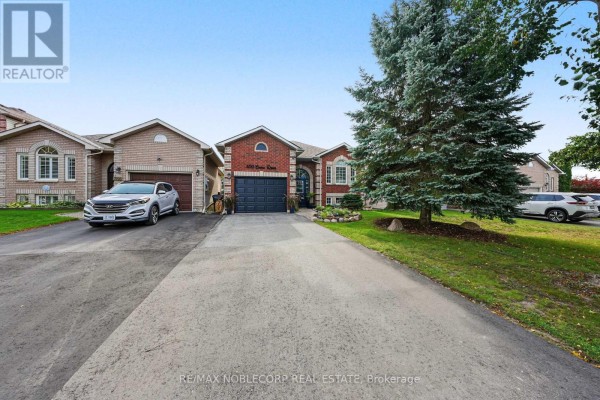 Bathroom - 350 Emms Drive, Barrie, ON L4N8J4 Photo 3