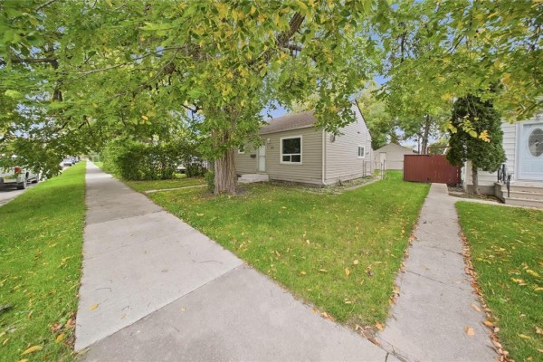 Primary Bedroom - 350 Madison Street, Winnipeg, MB R3J1H8 Photo 3