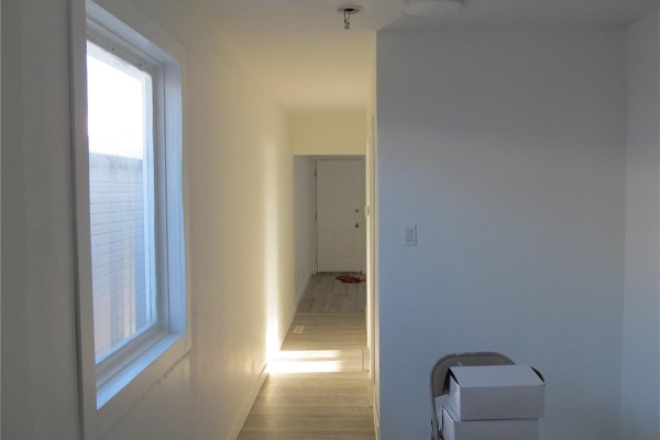 4pc Bathroom - 350 Osler Street, Regina, SK S4R1V7 Photo 5