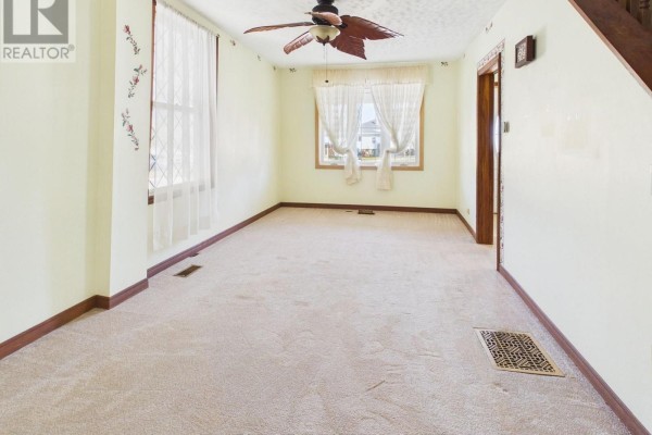 Dining room - 350 St Albert Street, Kincardine, ON N2Z2T8 Photo 5