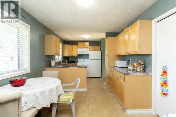 Bedroom - 3501 33rd Street W, Saskatoon, SK S7L4P6 Photo 5