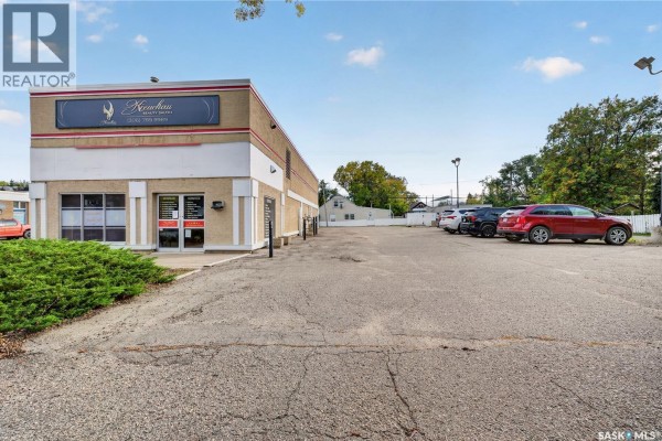 3501 Dewdney Avenue, Regina, SK S4T0Z4 Photo 2