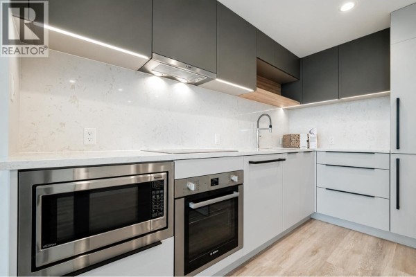 3502 567 Emerson Street, Coquitlam, BC V3J0M8 Photo 4