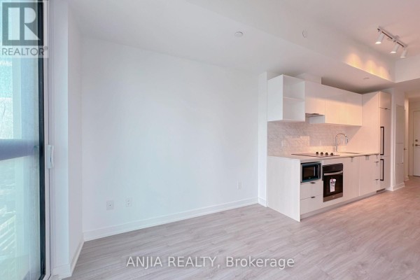 Kitchen - 3503 - 252 Church Street, Toronto, ON M5B0E6 Photo 3