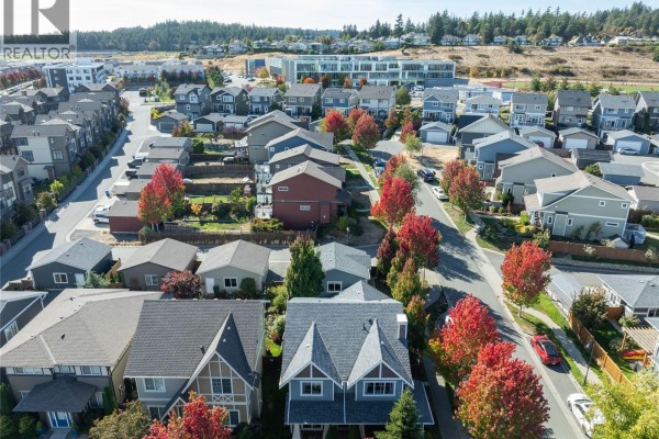 Ensuite - 3504 Sparrowhawk Ave, Colwood, BC V9C0L8 Photo 4