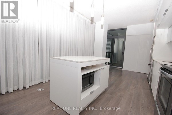 Bedroom 2 - 3505 - 110 Charles Street E, Toronto, ON M4Y1T5 Photo 5