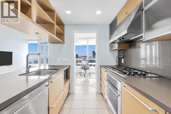 3505 833 Seymour Street, Vancouver, BC V6B0G4 Photo 5