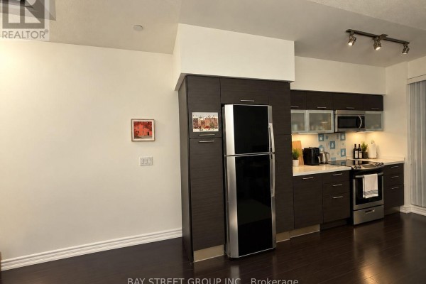 3506 - 386 Yonge Street, Toronto, ON M5B0A5 Photo 4