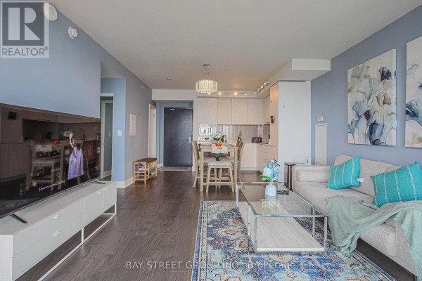 Dining room - 3506 - 955 Bay Street E, Toronto, ON M5S2A2 Photo 2