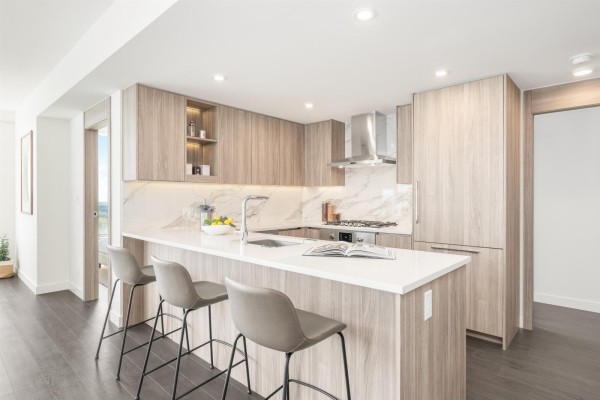 3506 13778 100 Avenue, Surrey, BC V3T0V3 Photo 4